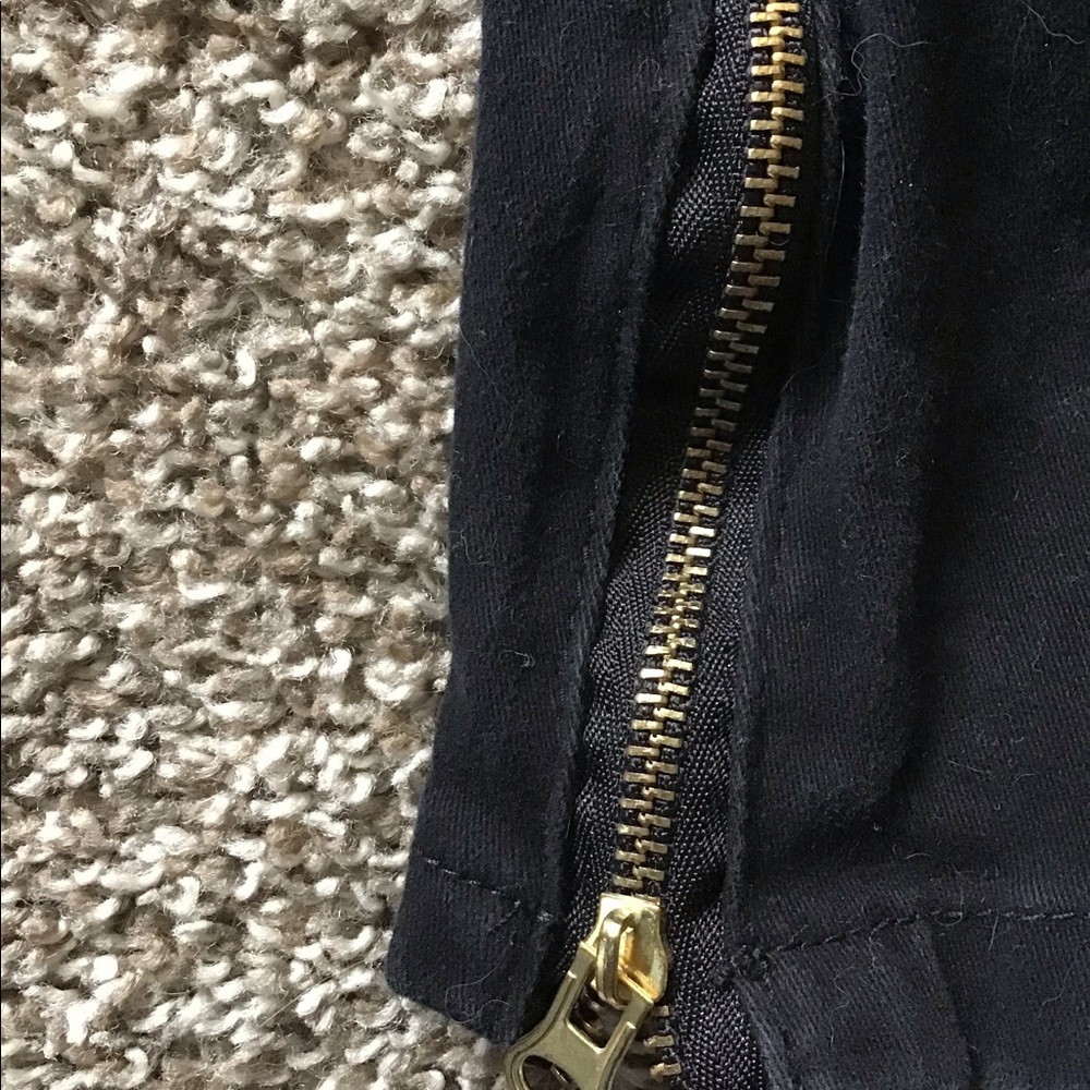 Black zipper‎ skinny stretch moto jean, size medium - Picture 2 of 4
